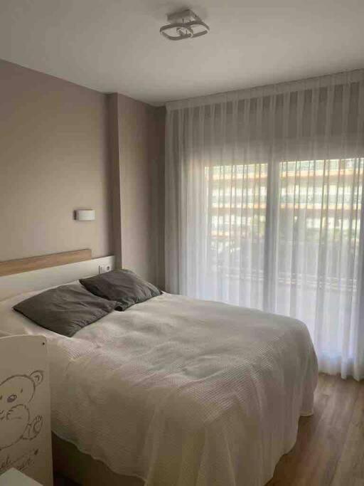 Apartament Lujoso Piso Enfrente De Playa De Fenals, 2 Terrazas Lloret de Mar