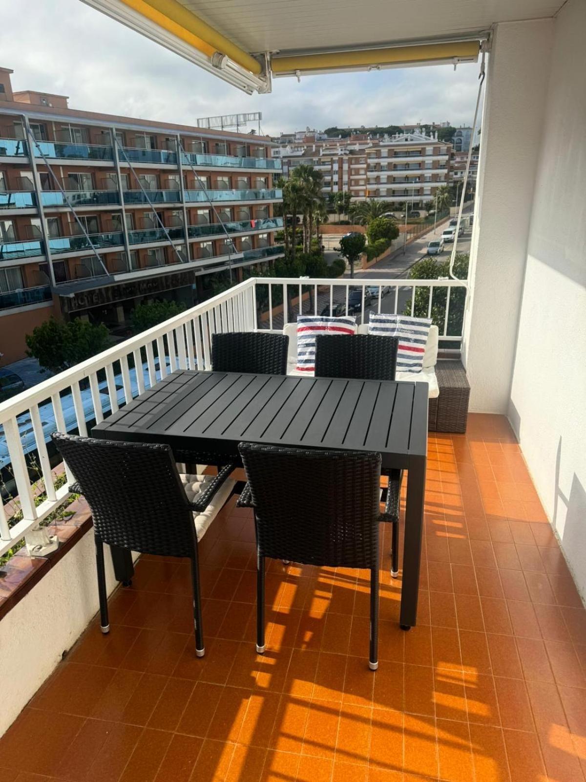 Lujoso Piso Enfrente De Playa De Fenals, 2 Terrazas Apartament Lloret de Mar